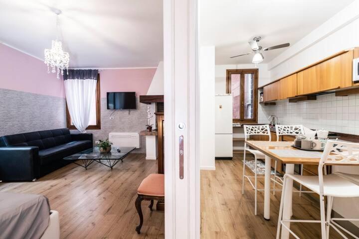 Loggia Rialto Apartments Венеция Экстерьер фото