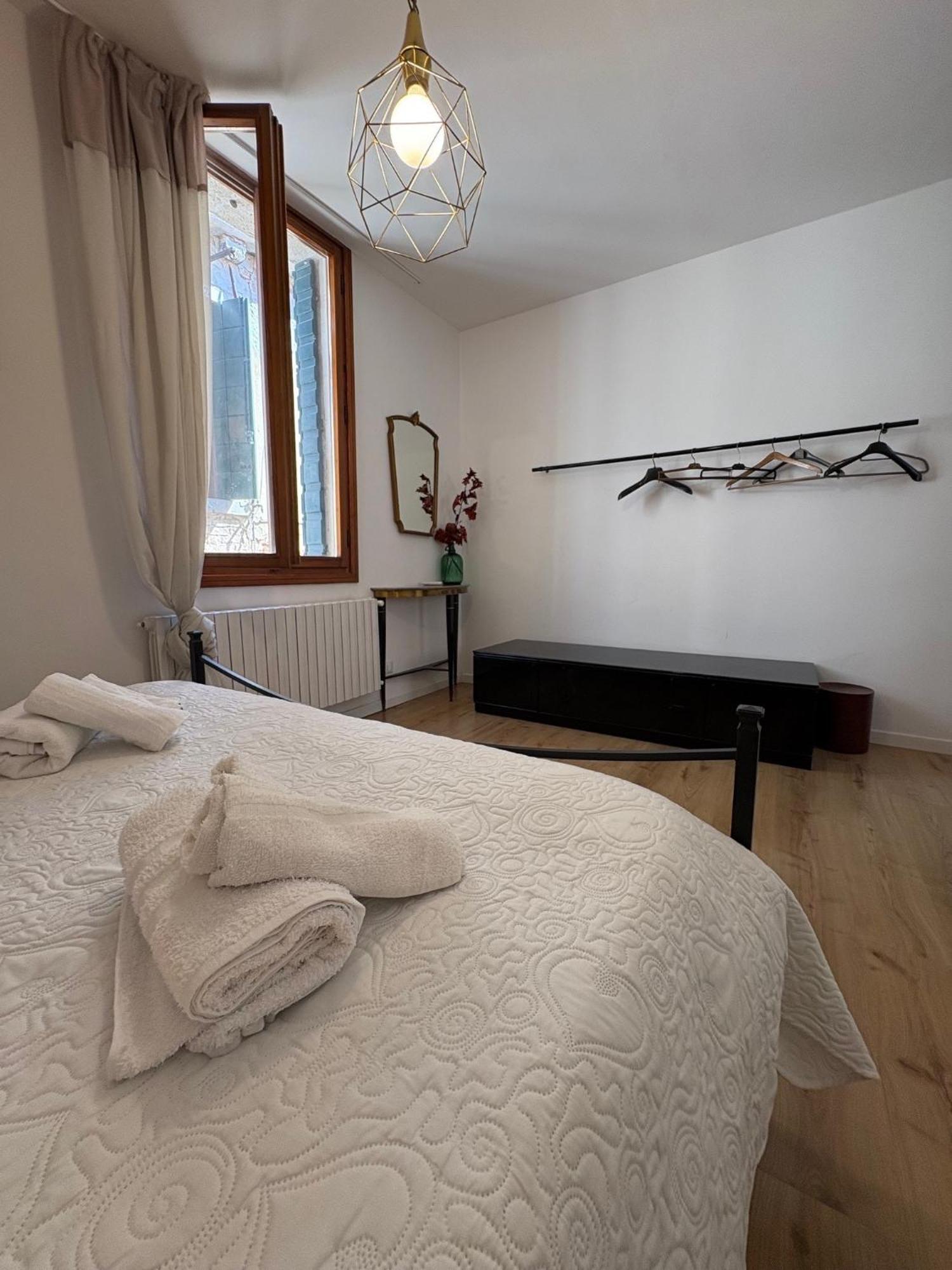 Loggia Rialto Apartments Венеция Экстерьер фото